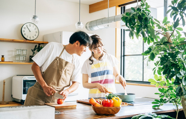 自分で料理を作る